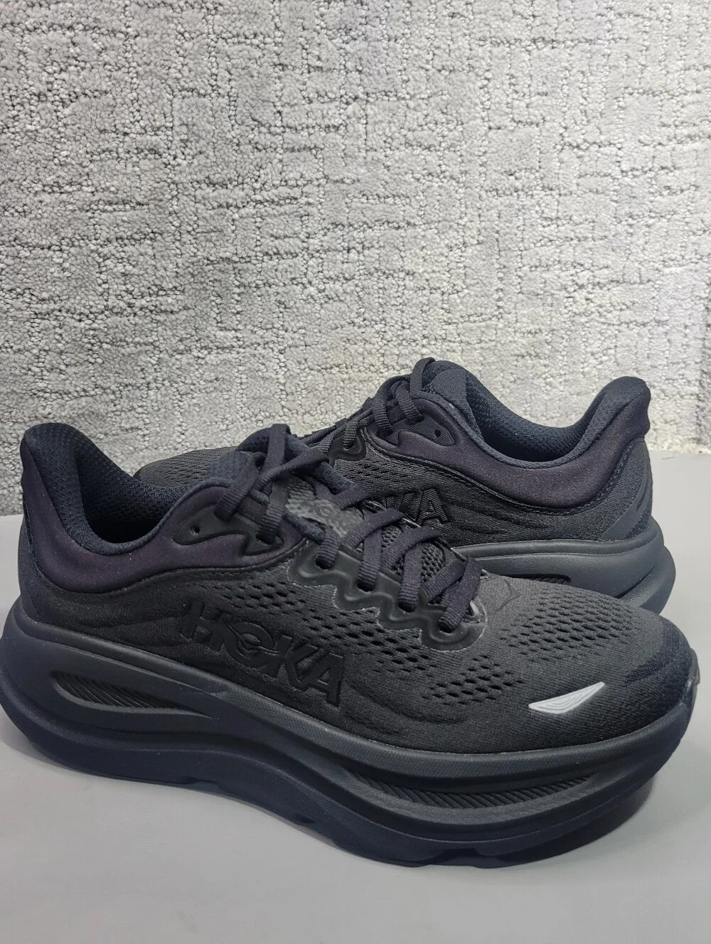Hoka One One Bondi 9 Womens Size US 7B Black Athletic Running Sneakers